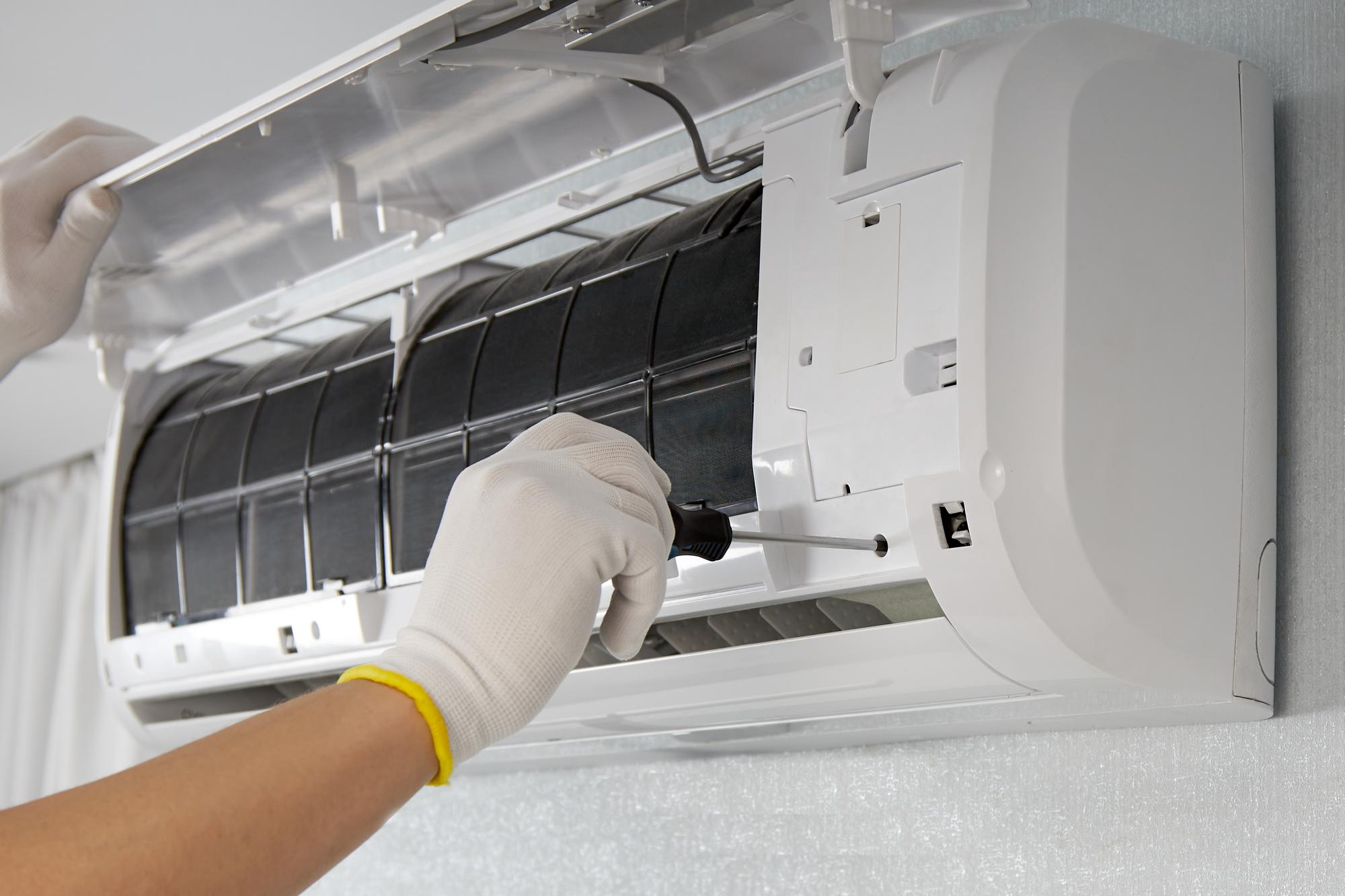 Installation de climatisation - Positionnement des unités intérieures et extérieures.
